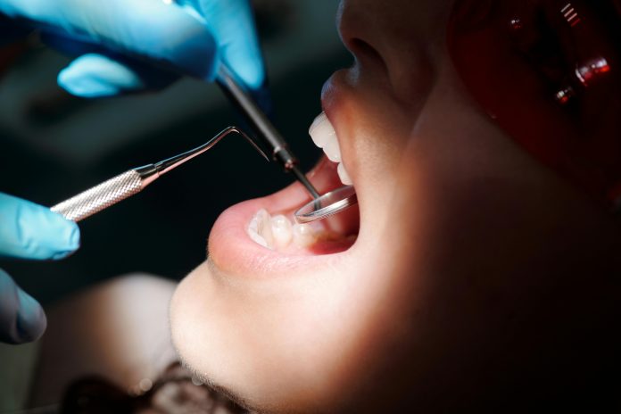 Salute orale di prossimità: accordo tra dentisti e farmacie per la prevenzione