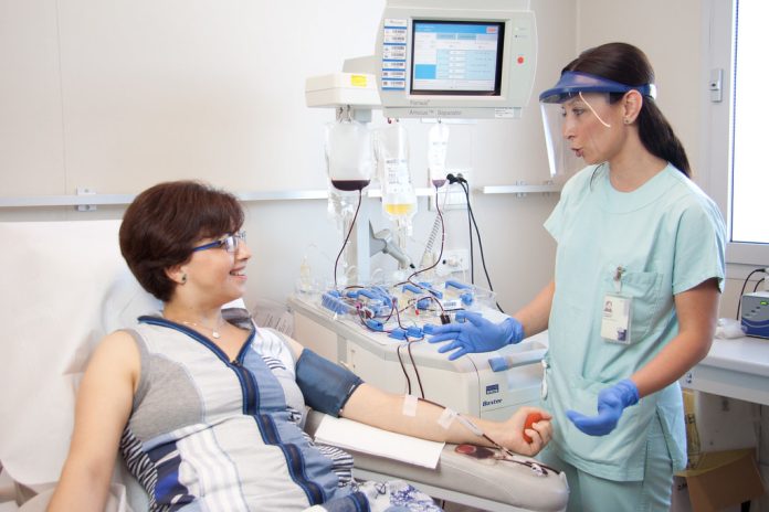 La burocrazia in corsia rallenta l’assistenza infermieristica: serve digitalizzazione urgente